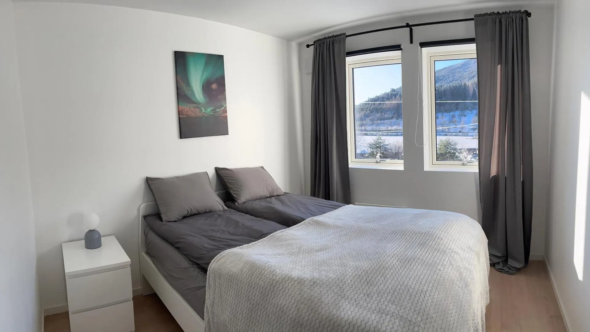 Bright Apartament Near The Castle Free Parking Comfort & Elegance Bergen Apartment
